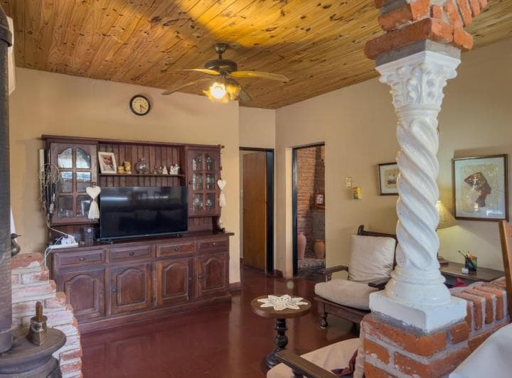 Casa en Venta 3 Dorm. en Gonnet - 5