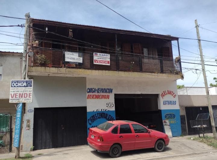 Casa en Planta Alta Mas Local, Premoldeada, y Garaje, con Amplio Lote a m de Muñoz - 3