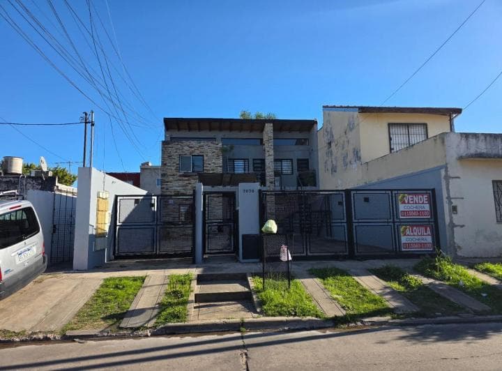 Alquilo en Martin Coronado Departamento de 2 Ambientes F: 7820 - 2