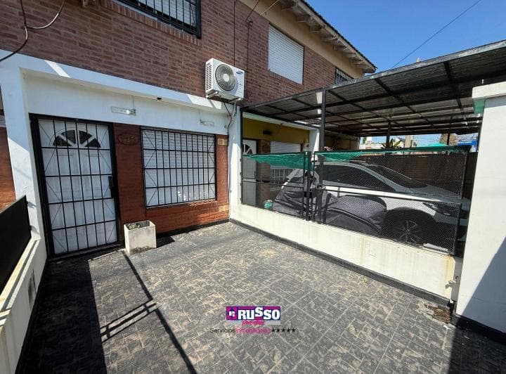 Venta Triplex 3 Ambientes en Villa Luzuriaga - 3
