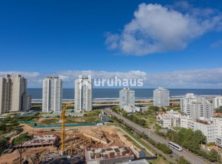 Departamento en Venta Playa Brava 2 Dorm. Edificio One - 3