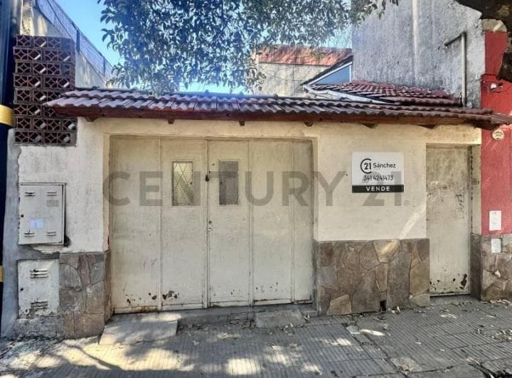 Venta de Dos Casas en Zona Sur + Local Comercial - 3