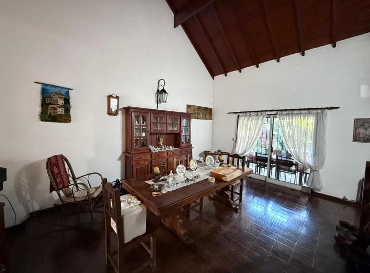 Propiedad con 4 Dorm., Pileta y Garage en Excelente Zona de Castelar Norte - 5