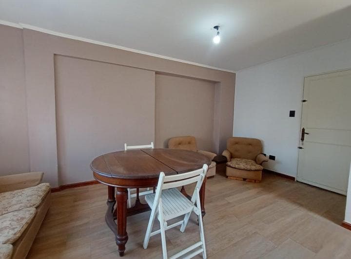Venta Departamento 2 Dormit Cochera B° Martin - 2