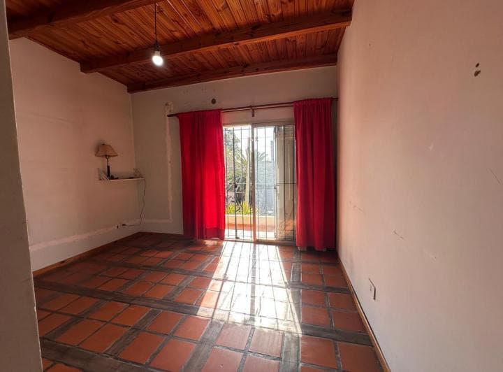 Oportunidad: Casa Principal + Departamento en Lote de 520 m² - 2