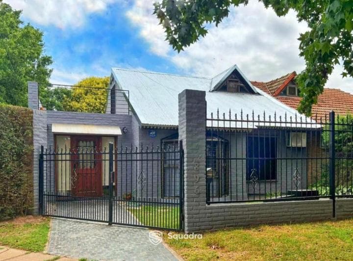 Venta | Permuta - Casa 3 Dorm., Quincho y Pileta - Fisherton, Rosario - Apto Crédito. - 2