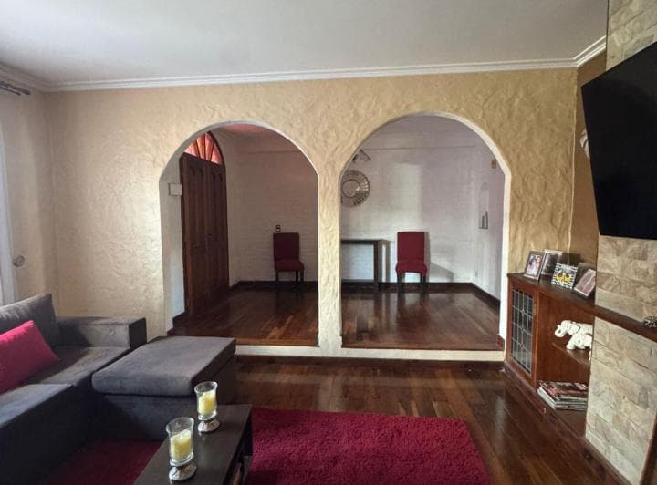 Chalet 5 Ambientes, en El Prestigioso Barrio Parque Luro. - 3