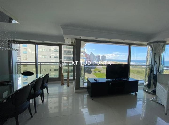 Playa Brava, 3 Dorm. y Servicio - 5