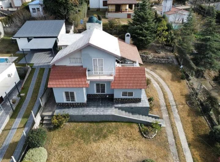 Venta: Casa 2 Plantas en Villa Carlos Paz – B° El Fantasio - 4