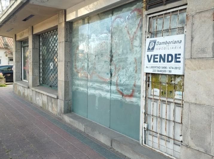 Local en Venta. Zona Funes y Bolivar - 2