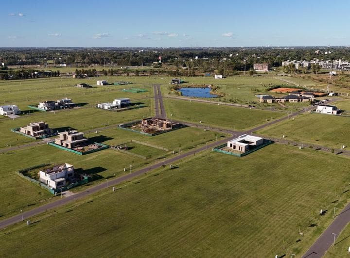 Venta Terreno en La Finca Country Club Funes - 5
