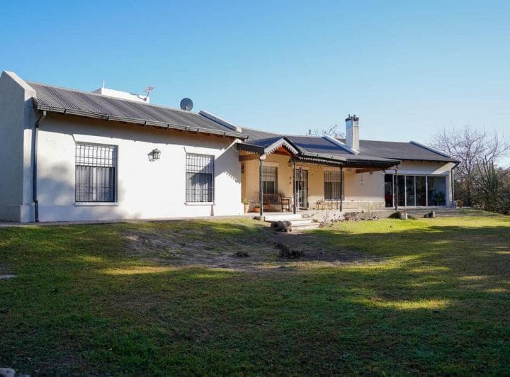 Casa en Venta en Inaudi. gran Jardín. Pileta. Apto Crédito. Corazón de Manzana - 4