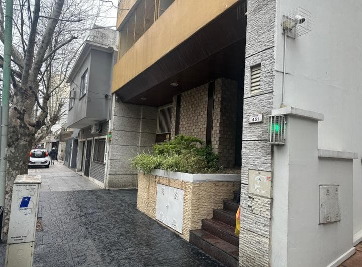 Departamento 2 Ambientes con Cochera - Ramos Mejía Centro - 3