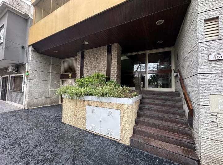 Departamento 2 Ambientes con Cochera - Ramos Mejía Centro - 2