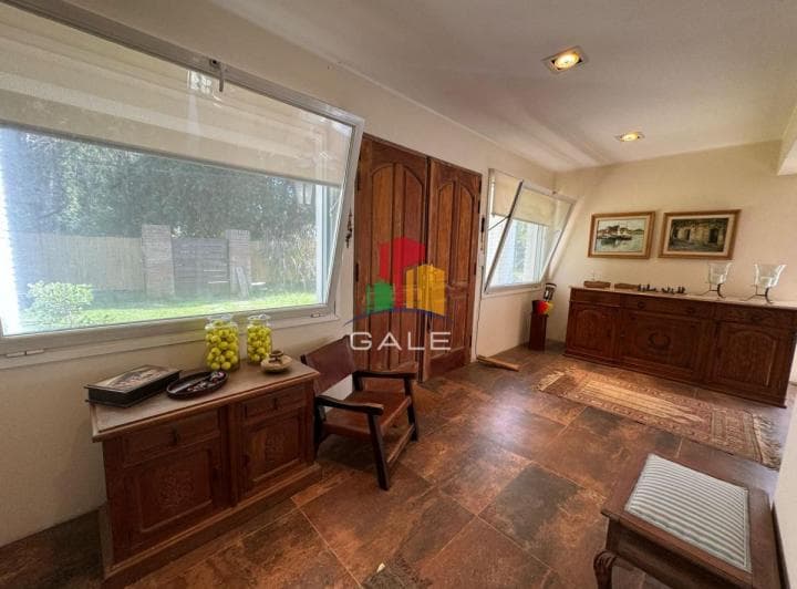 En Venta Casa de 3 Dorm., con Piscina y Barbacoa, en Barrio Golf, Punta Este - 3