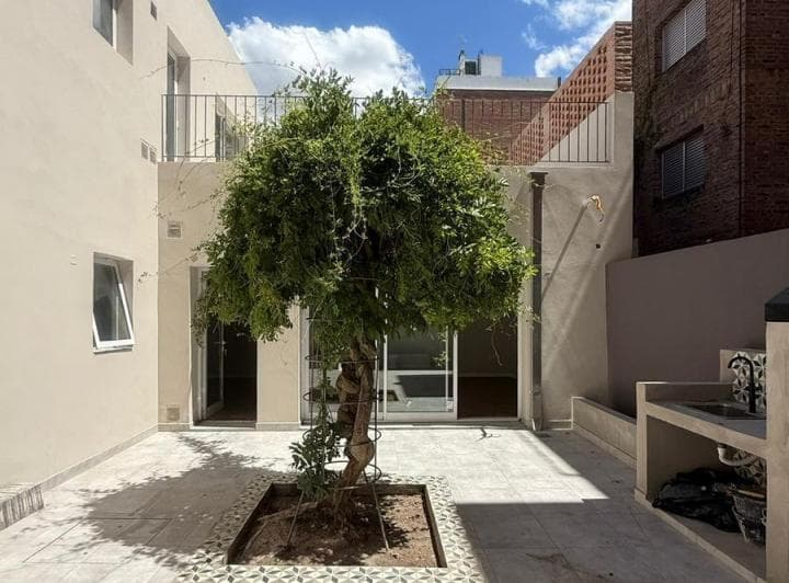 Casa de 3 Dorm. en Barrio Lourdes - 4