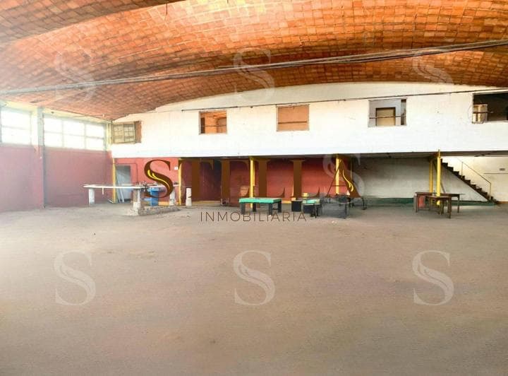 Nave Industrial de 1.500 m² en Planta Alta con Estacionamiento Sobre Av Illia - 5