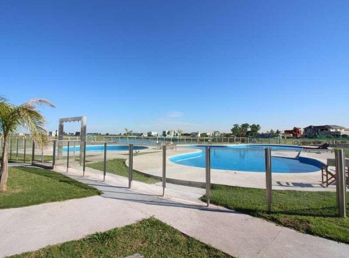 Lote en Lagos de Canning 1 - 2