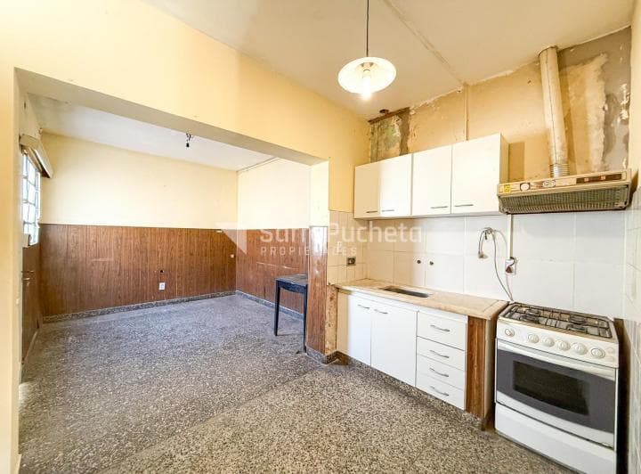 Venta Casa 3 Ambientes con Cochera Pasante y Patio en Ituzaingo - 3