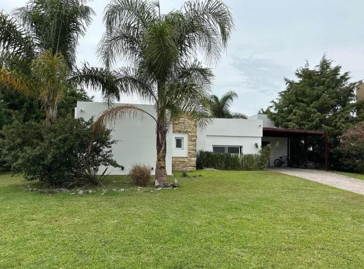 Casa en Venta C/ Cochera en Don Joaquín - 5