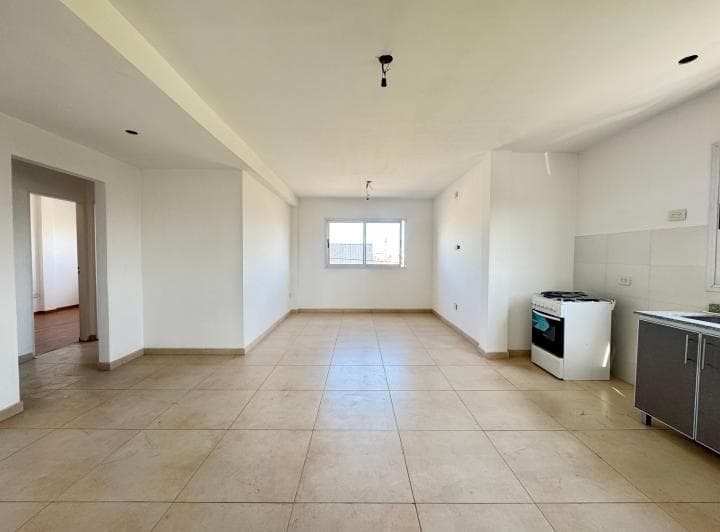 Departamento de 3 Ambientes a Estrenar en Venta - 2