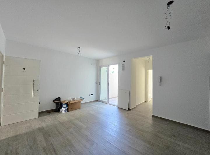 Departamento de 2 Ambientes con Jardin a Estrenar en Haedo - 2