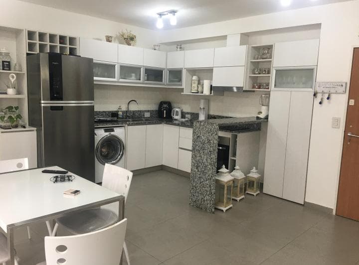 En Edificio con Amenities Amplio 2 Amb con Cochera y Baulera en Calasanz Al 200 - 2