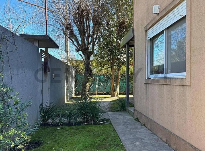 Casa de 3 Dorm. en Venta en Don Carlos - 4
