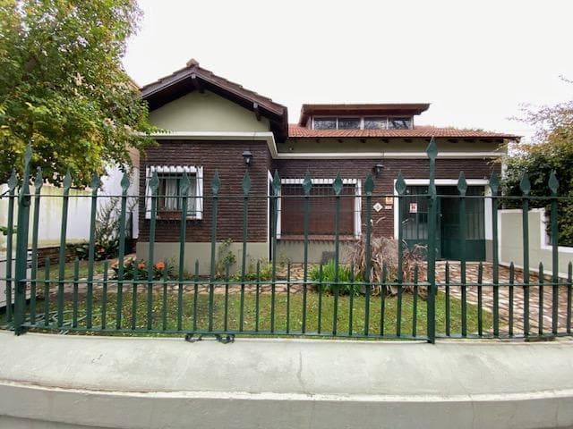 Casa en Temperley Oeste - 2