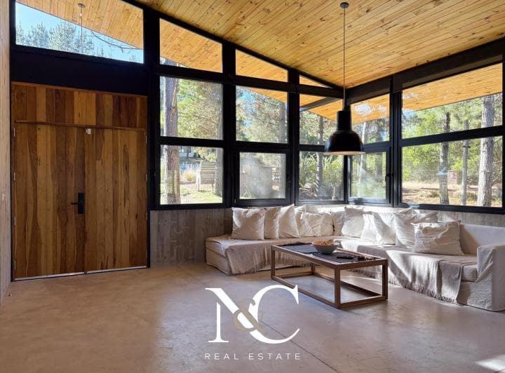Casa Moderna en Venta en Costa Esmeralda - 2
