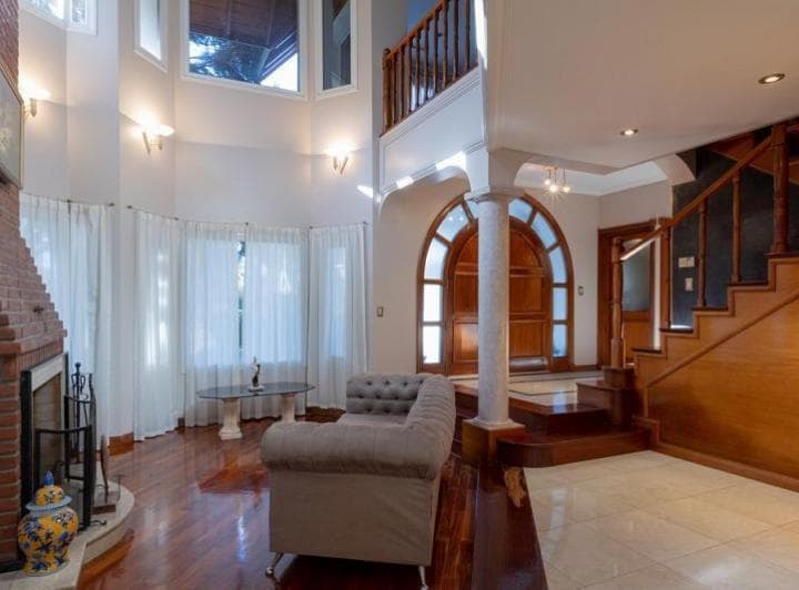 Casa de 6 Ambientes en Venta en Saint Thomas Sur. Canning, Esteban Echeverría. - 2
