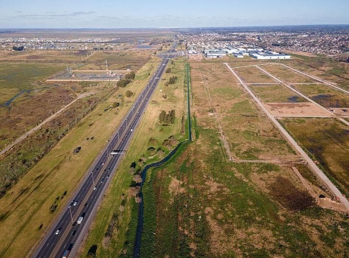 Excelente Parque Industrial en Hudson Sobre Autopista Bs As - La Plata. Lotes Desde 2000 m². - 5