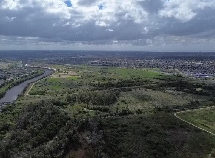 Parque Ind - Log a 900 Mt de Panamericana Altura Calle Uruguay (S. Isidro) Frente Carrefour Soleil - 3