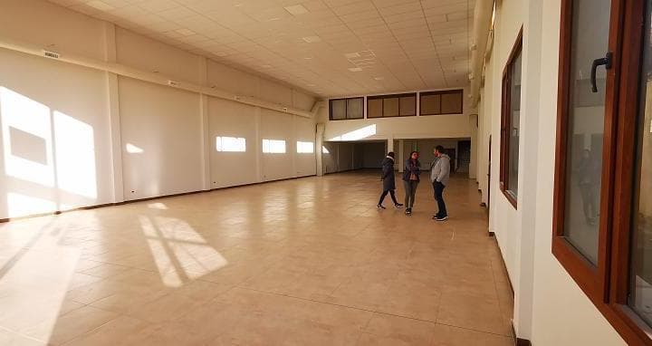 Gran Local Comercial Sobre Calle Gallardo. con Salón Doble Altura Preparado Para Oficinas. - 5