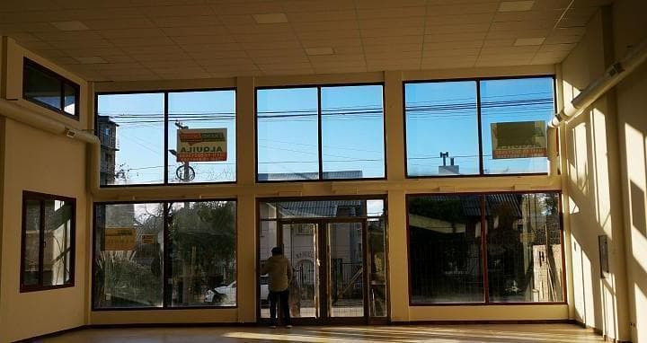 Gran Local Comercial Sobre Calle Gallardo. con Salón Doble Altura Preparado Para Oficinas. - 4