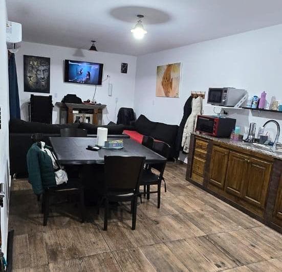 Casa de 3 Ambientes con Piscina, Florencio Varela. - 2