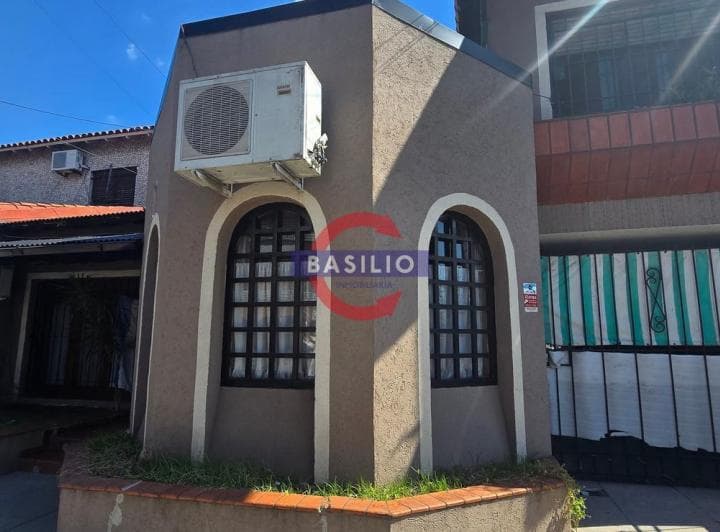 Venta Excelente Casa 4 Ambientes con Jardín y Pileta en Carapachay - 3
