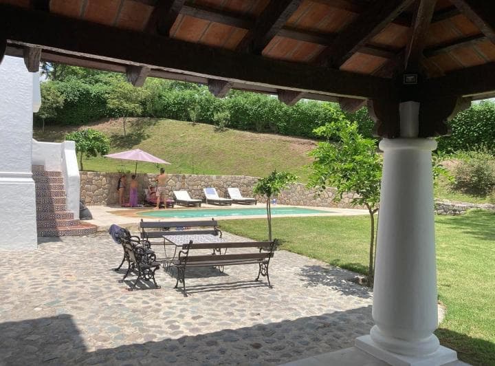 Exc. Casa Vta 4 Dor Gge/suite/pileta/asador/jard La Aguada - 3