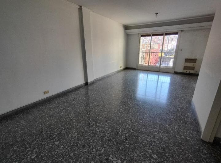 Departamento de 3 Ambientes en Venta en Caballito - 2