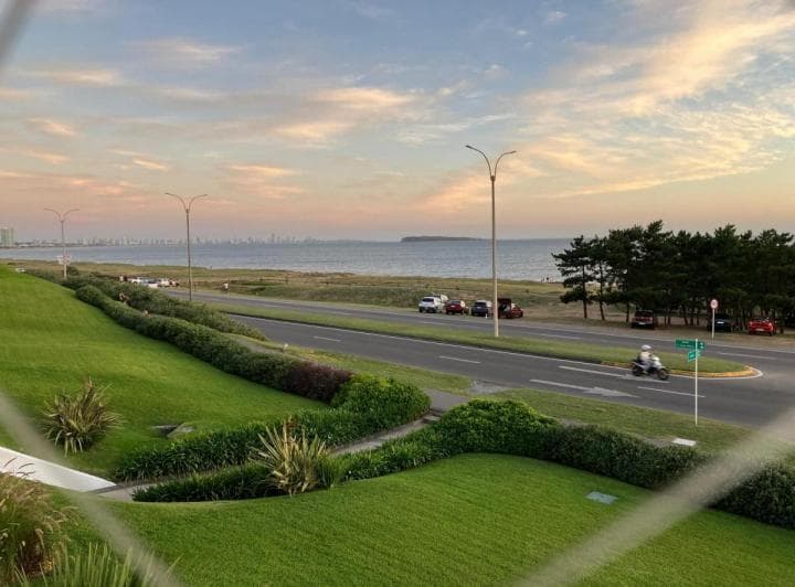 Venta Departamento - Playa Mansa - Punta del Este - 2
