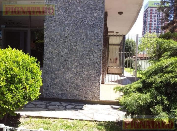 Departamento - Versalles - 2