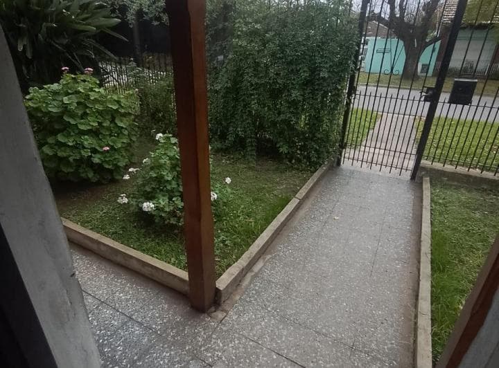 Chalet + Dpto en Venta - 5