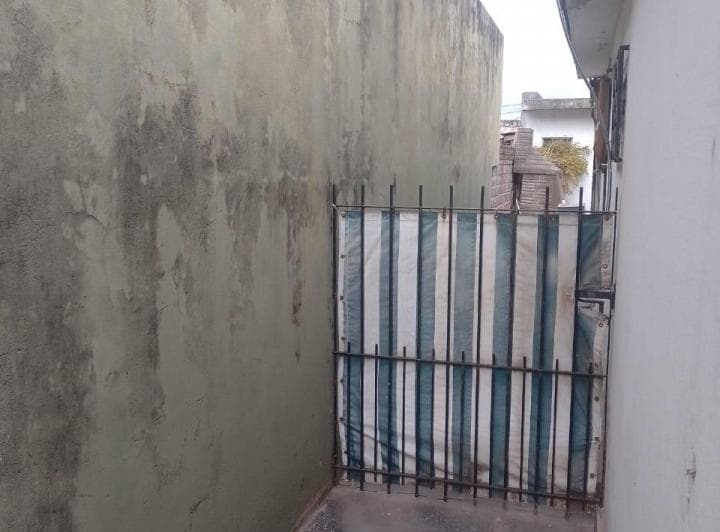 Chalet + Dpto en Venta - 4