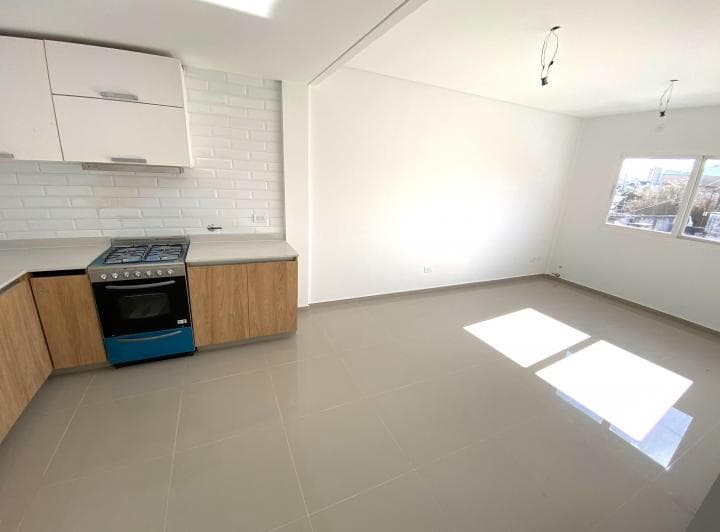 3 Ambientes con Balcon y Terraza Privada (C/frente) - Estrenar // 25 de Mayo 33 - 3