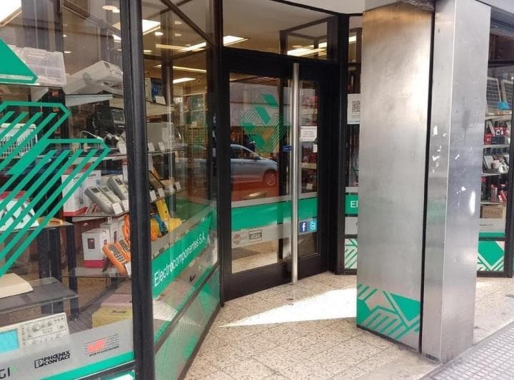 Venta Local Centro Impecable! - 2