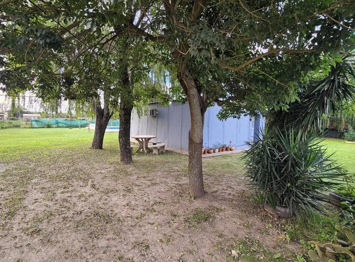 Casa en Venta con Gran Terreno y Pileta en Gaboto - 4
