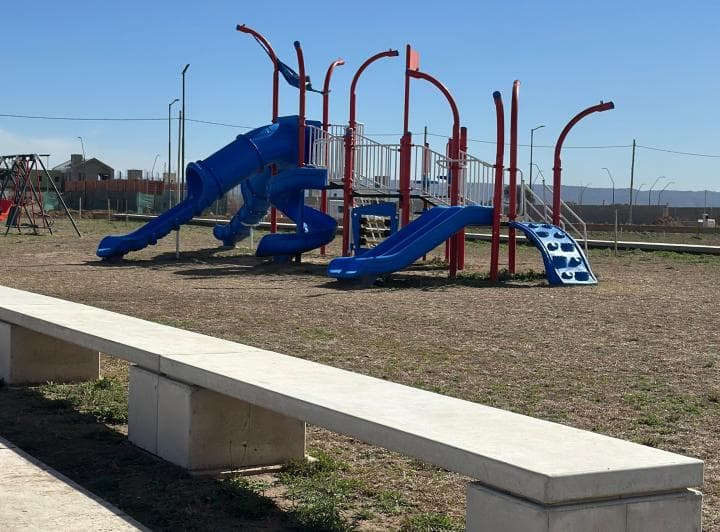 Lote 250 m² – Cuestas de Manantiales – Seguridad 24 Hs – Recibo Vehículo - 3