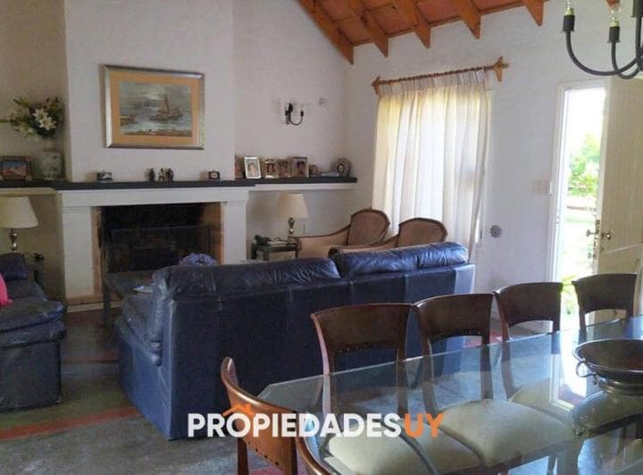 Casa en Venta y Alquiler de Verano en Aidy Grill a 300 m de La Playa - 3 Dorm. + Dependen - 5