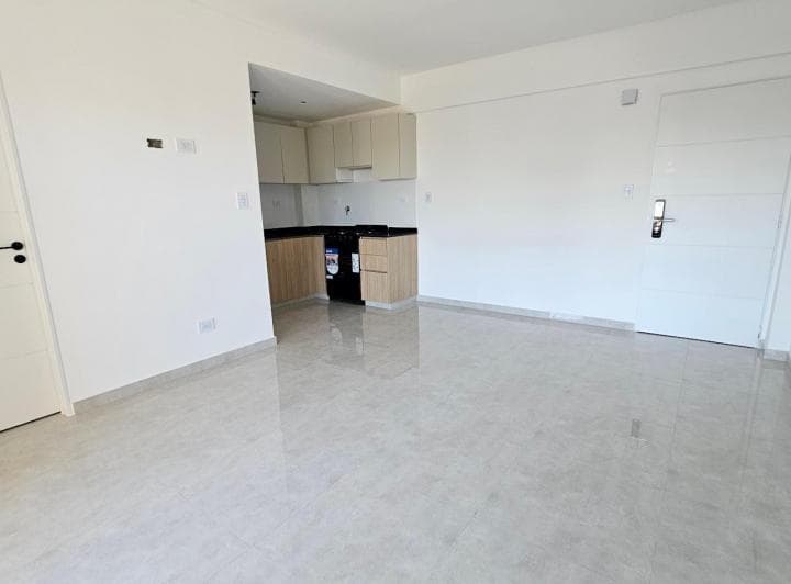 Departamento 2 Amb Frente a Estrenar. Venta. Ciudadela - 3