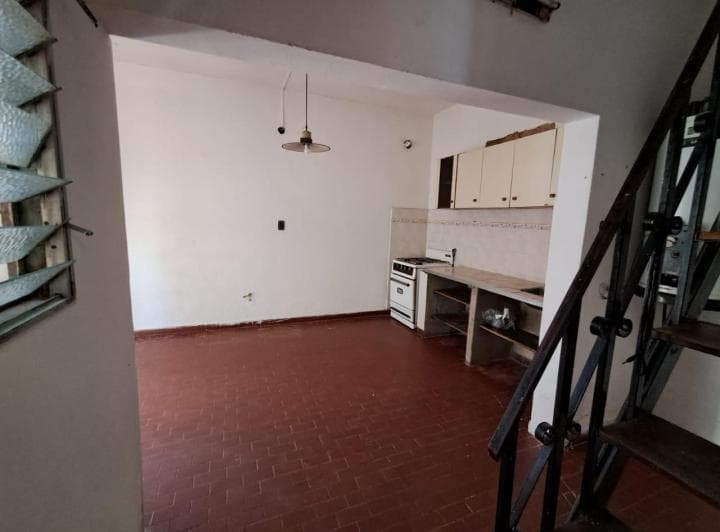 Departamento de Pasillo - 4